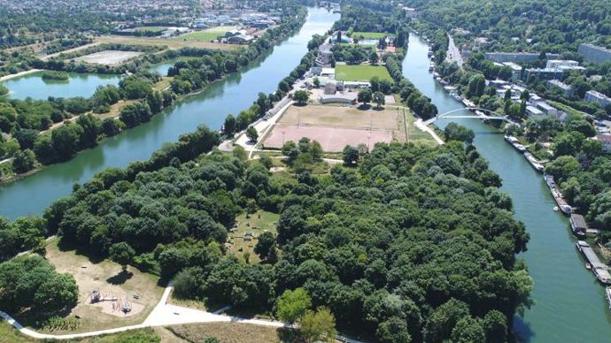 19.Catégorie « maîtres d’ouvrage publics et bailleurs sociaux, espaces à dominante naturelle », médaille de bronze, Le Port-Marly (78), parc naturel de l’île de la Loge. ©Babylone